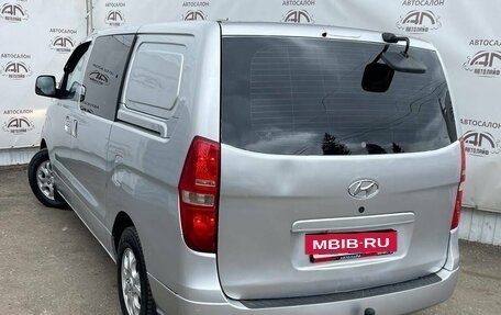 Hyundai Grand Starex Grand Starex I рестайлинг 2, 2010 год, 999 000 рублей, 7 фотография
