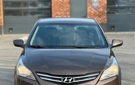 Hyundai Solaris II рестайлинг, 2014 год, 875 000 рублей, 3 фотография