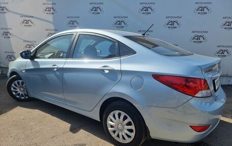 Hyundai Solaris II рестайлинг, 2012 год, 639 000 рублей, 3 фотография