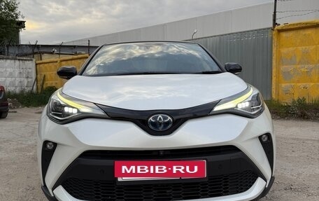 Toyota C-HR I рестайлинг, 2020 год, 2 150 000 рублей, 6 фотография