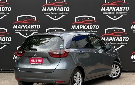 Honda Fit, 2020 год, 1 550 000 рублей, 6 фотография