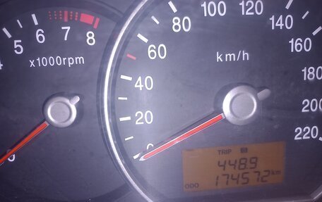 KIA Carens III (RP), 2010 год, 613 000 рублей, 7 фотография
