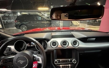 Ford Mustang VI рестайлинг, 2019 год, 3 590 000 рублей, 10 фотография