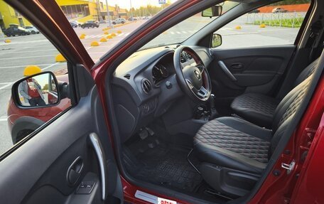 Renault Sandero II рестайлинг, 2019 год, 1 280 000 рублей, 7 фотография