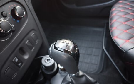 Renault Sandero II рестайлинг, 2019 год, 1 280 000 рублей, 6 фотография