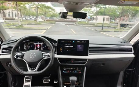 Volkswagen Tiguan II, 2021 год, 1 750 000 рублей, 12 фотография