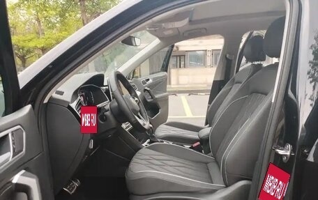 Volkswagen Tiguan II, 2021 год, 1 750 000 рублей, 8 фотография