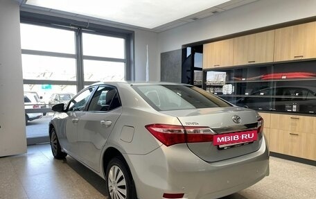 Toyota Corolla, 2016 год, 1 370 000 рублей, 6 фотография