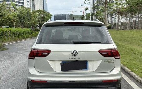 Volkswagen Tiguan II, 2021 год, 1 830 600 рублей, 4 фотография