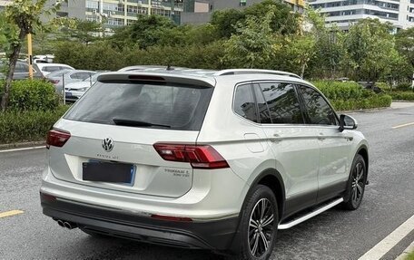 Volkswagen Tiguan II, 2021 год, 1 830 600 рублей, 5 фотография