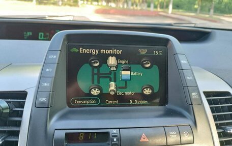 Toyota Prius, 2007 год, 640 000 рублей, 9 фотография