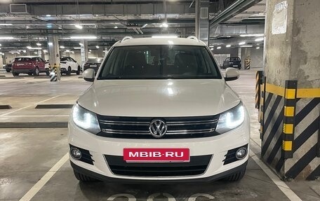 Volkswagen Tiguan I, 2012 год, 2 099 000 рублей, 6 фотография
