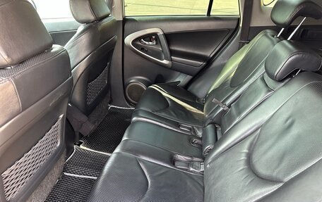 Toyota RAV4, 2006 год, 1 280 000 рублей, 14 фотография