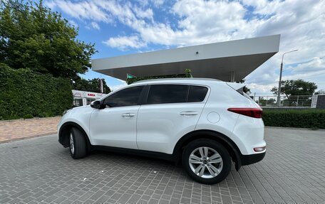 KIA Sportage IV рестайлинг, 2018 год, 2 550 000 рублей, 5 фотография