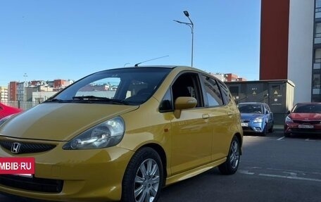 Honda Jazz I рестайлинг, 2008 год, 600 000 рублей, 2 фотография