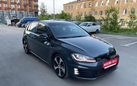 Volkswagen Golf GTI VII, 2016 год, 1 850 000 рублей, 2 фотография