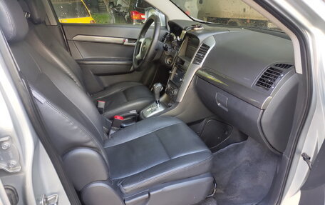 Chevrolet Captiva I, 2011 год, 1 050 000 рублей, 10 фотография