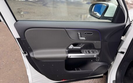 Mercedes-Benz EQB, 2022 год, 5 499 000 рублей, 6 фотография