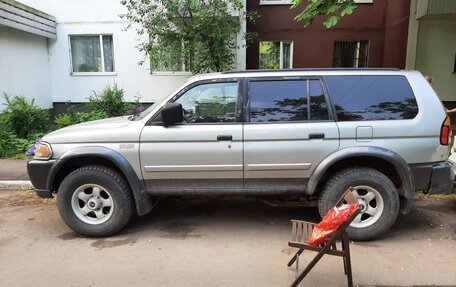 Mitsubishi Montero Sport, 2000 год, 885 000 рублей, 2 фотография
