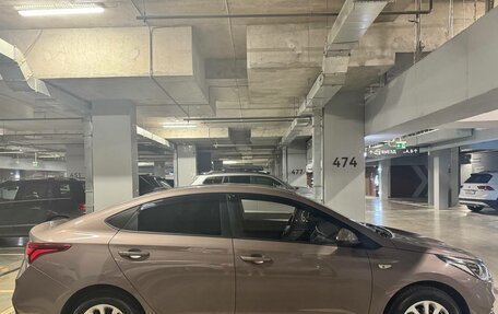 Hyundai Solaris II рестайлинг, 2018 год, 1 550 000 рублей, 2 фотография