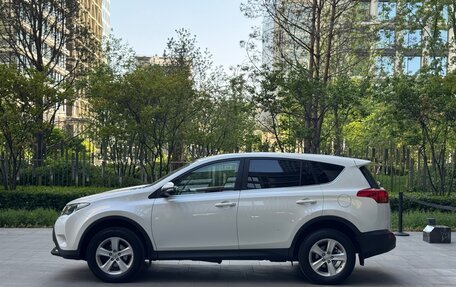 Toyota RAV4, 2013 год, 3 200 000 рублей, 9 фотография