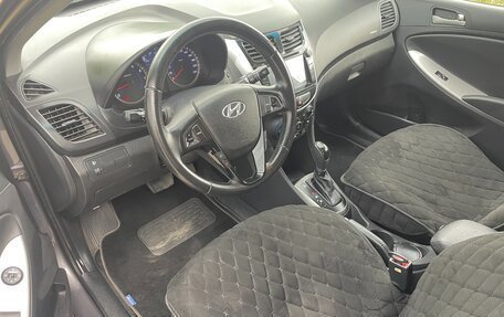Hyundai Solaris II рестайлинг, 2014 год, 1 050 000 рублей, 9 фотография