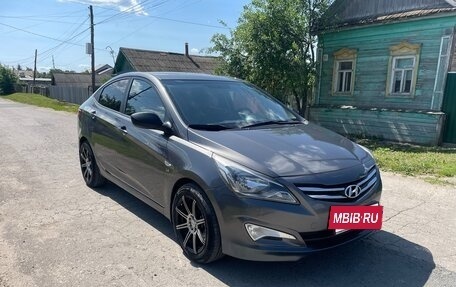Hyundai Solaris II рестайлинг, 2014 год, 1 050 000 рублей, 3 фотография