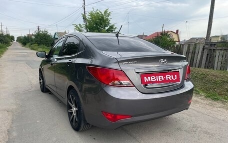 Hyundai Solaris II рестайлинг, 2014 год, 1 050 000 рублей, 6 фотография