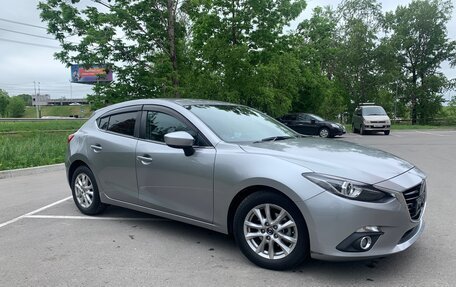 Mazda Axela, 2015 год, 1 265 000 рублей, 2 фотография