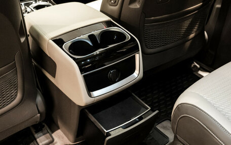 KIA Carnival, 2024 год, 6 890 000 рублей, 29 фотография