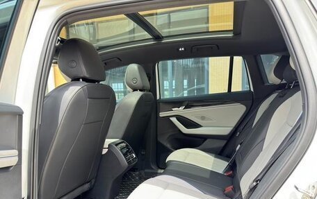 Volkswagen Tiguan, 2024 год, 3 780 600 рублей, 11 фотография