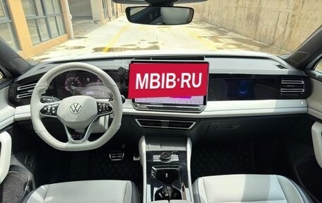Volkswagen Tiguan, 2024 год, 3 780 600 рублей, 9 фотография
