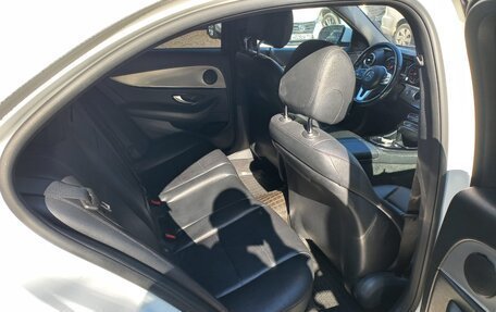 Mercedes-Benz E-Класс, 2018 год, 1 797 495 рублей, 8 фотография