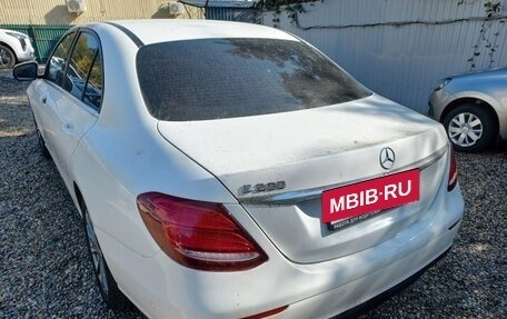 Mercedes-Benz E-Класс, 2018 год, 1 797 495 рублей, 18 фотография