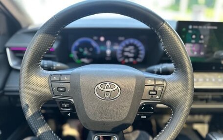 Toyota Camry, 2024 год, 3 250 000 рублей, 8 фотография