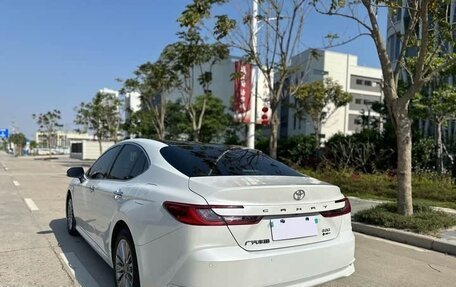 Toyota Camry, 2024 год, 3 250 000 рублей, 6 фотография