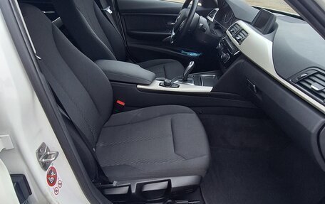 BMW 3 серия, 2015 год, 1 400 000 рублей, 16 фотография