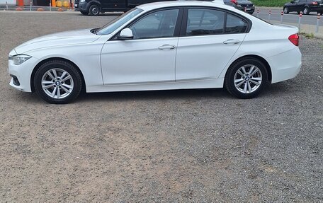 BMW 3 серия, 2015 год, 1 400 000 рублей, 33 фотография