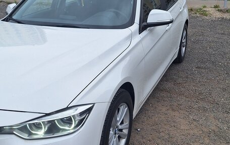 BMW 3 серия, 2015 год, 1 400 000 рублей, 34 фотография