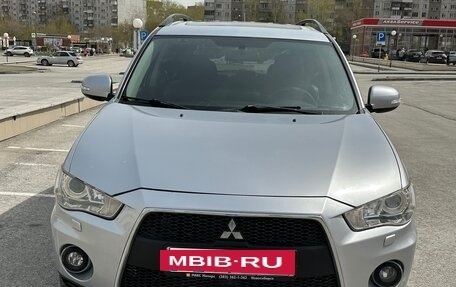 Mitsubishi Outlander III рестайлинг 3, 2011 год, 1 650 000 рублей, 5 фотография