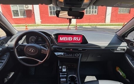 Hyundai Sonata VIII, 2021 год, 2 920 000 рублей, 2 фотография