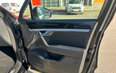 Volkswagen Touareg III, 2019 год, 5 250 000 рублей, 19 фотография