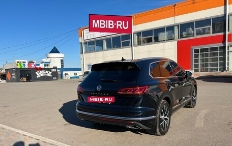 Volkswagen Touareg III, 2019 год, 5 250 000 рублей, 5 фотография