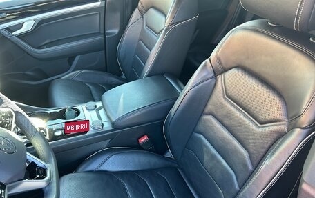 Volkswagen Touareg III, 2019 год, 5 250 000 рублей, 13 фотография
