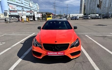 Mercedes-Benz E-Класс, 2014 год, 1 750 000 рублей, 3 фотография