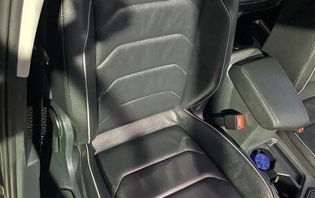 Volkswagen Tiguan II, 2020 год, 3 000 000 рублей, 19 фотография