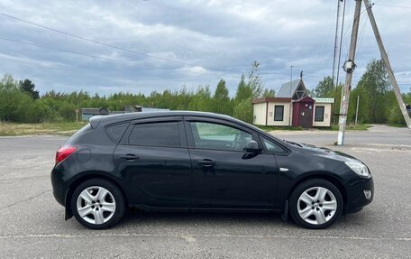 Opel Astra J, 2012 год, 950 000 рублей, 3 фотография