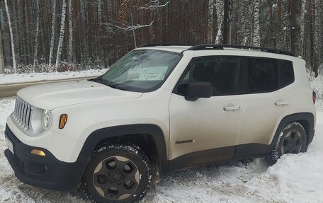 Jeep Renegade I рестайлинг, 2016 год, 1 670 000 рублей, 10 фотография