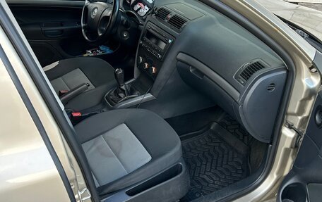 Skoda Octavia, 2005 год, 390 000 рублей, 18 фотография