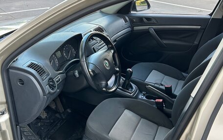 Skoda Octavia, 2005 год, 390 000 рублей, 26 фотография